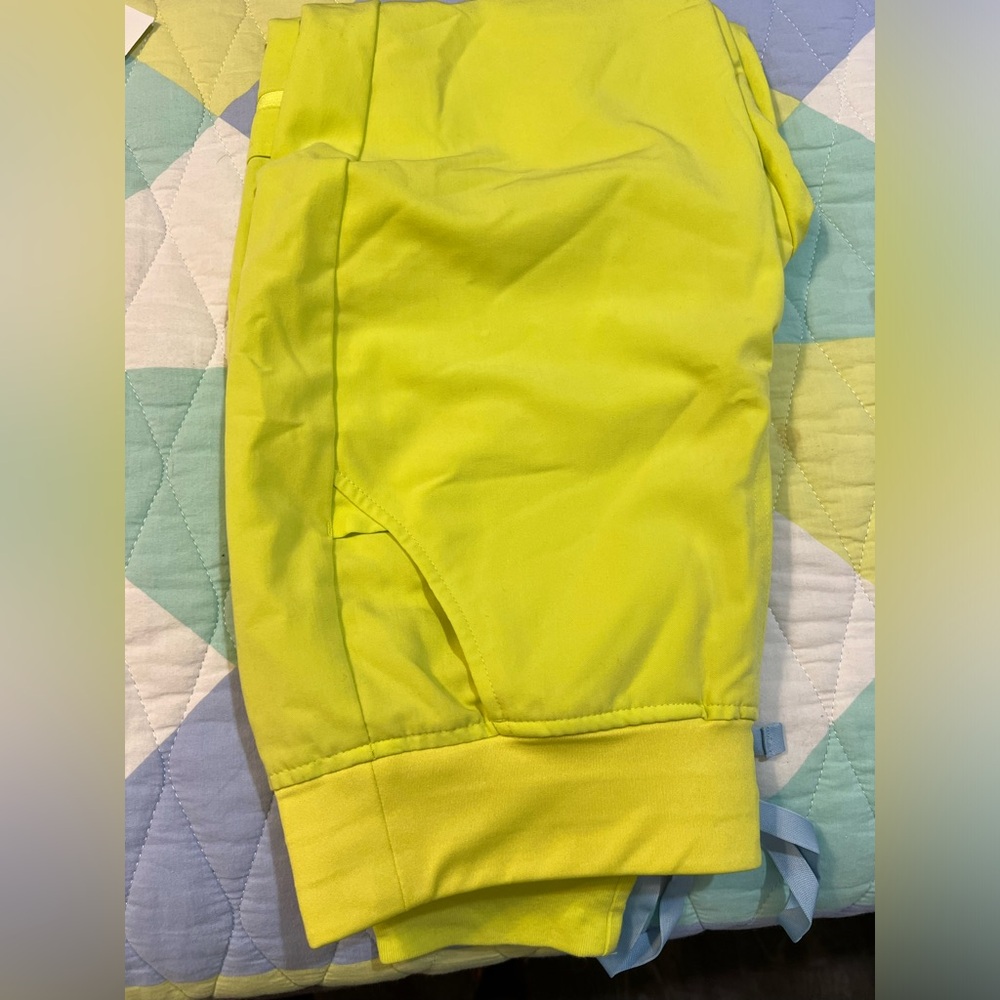 FIGS citrine Zamora medium petite